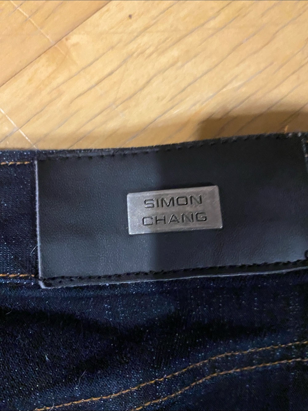Simon Chang Dark Blue Denim Capri - Picture 6 of 7